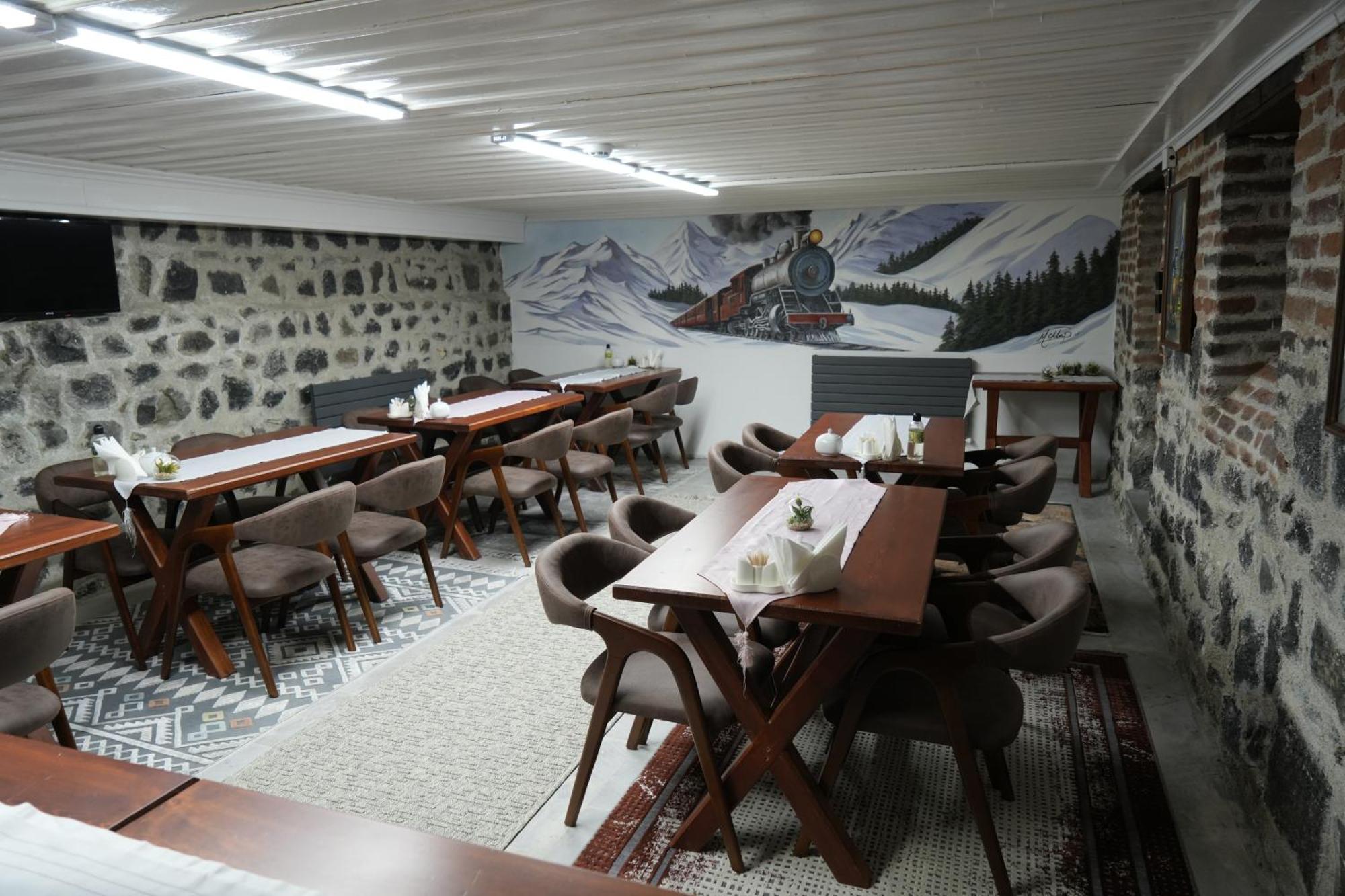 Mihman Konak Hotel Kars Zewnętrze zdjęcie