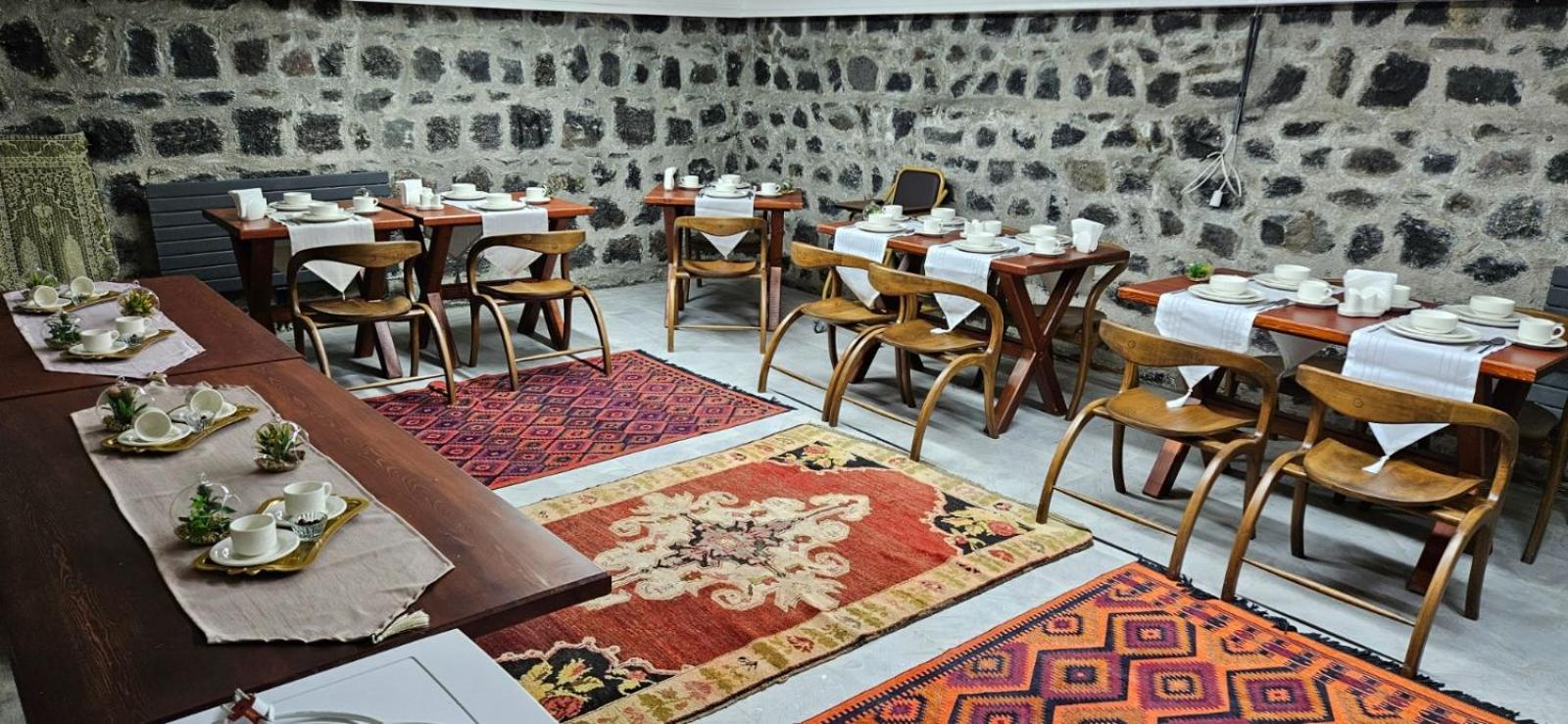 Mihman Konak Hotel Kars Zewnętrze zdjęcie