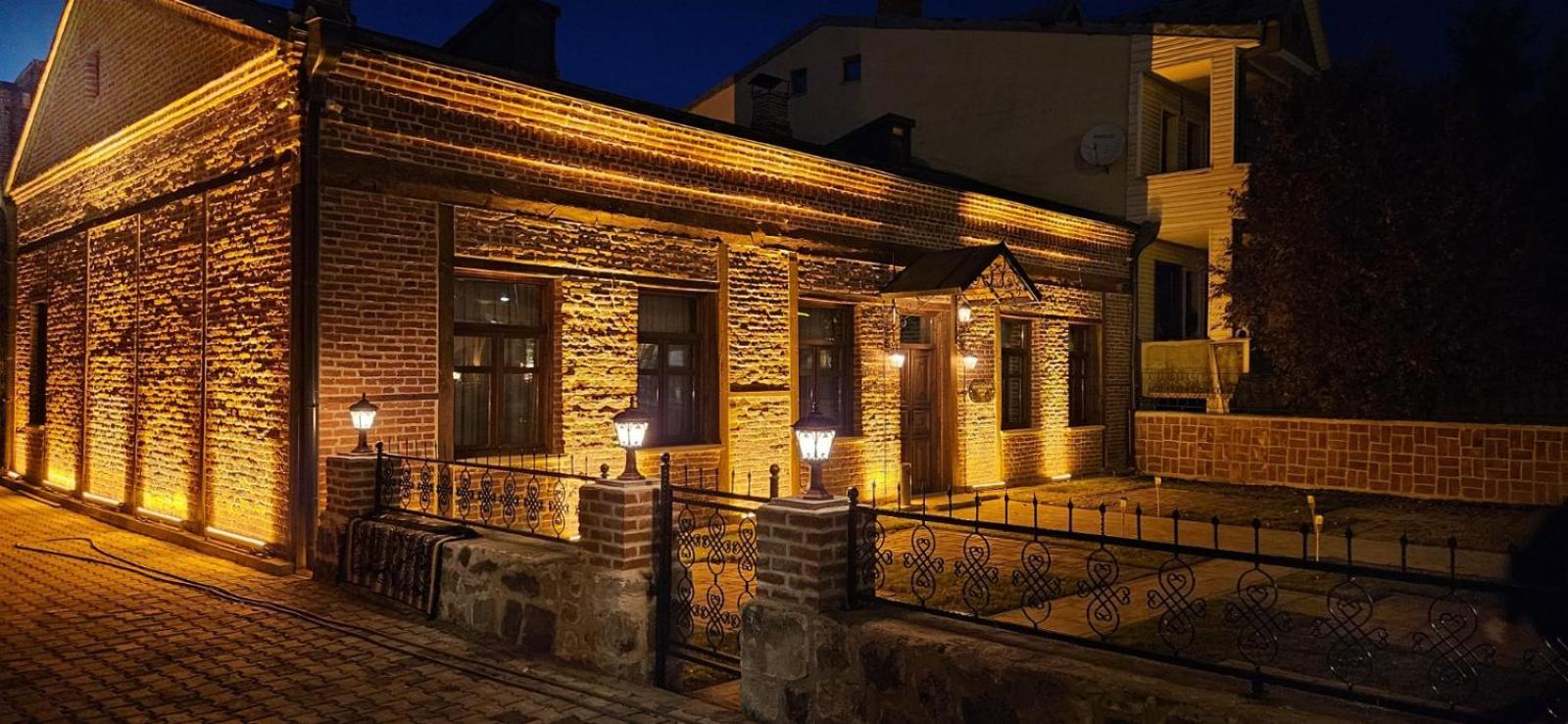 Mihman Konak Hotel Kars Zewnętrze zdjęcie